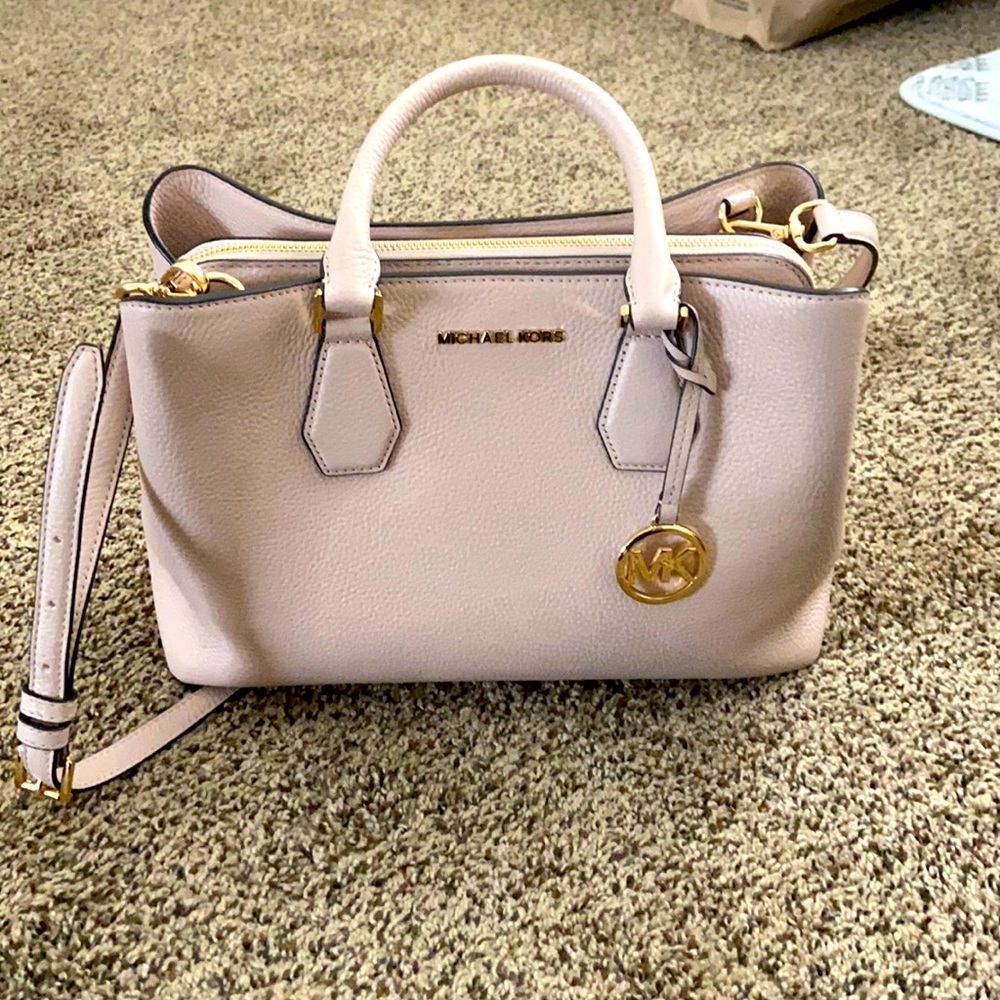 Michael Kors Purse with crossbody strap